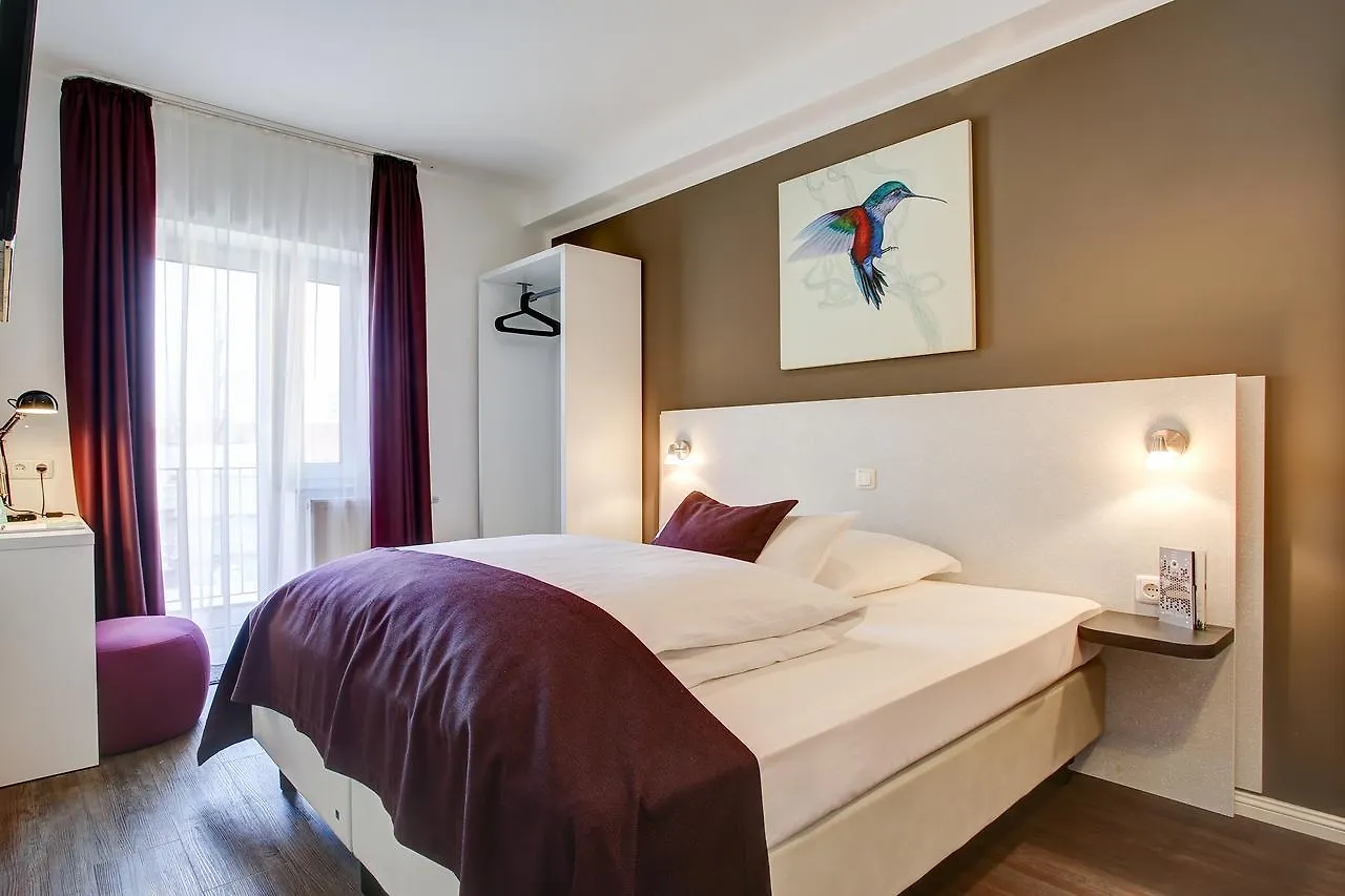 ***  Hotel West Hamburg Germany